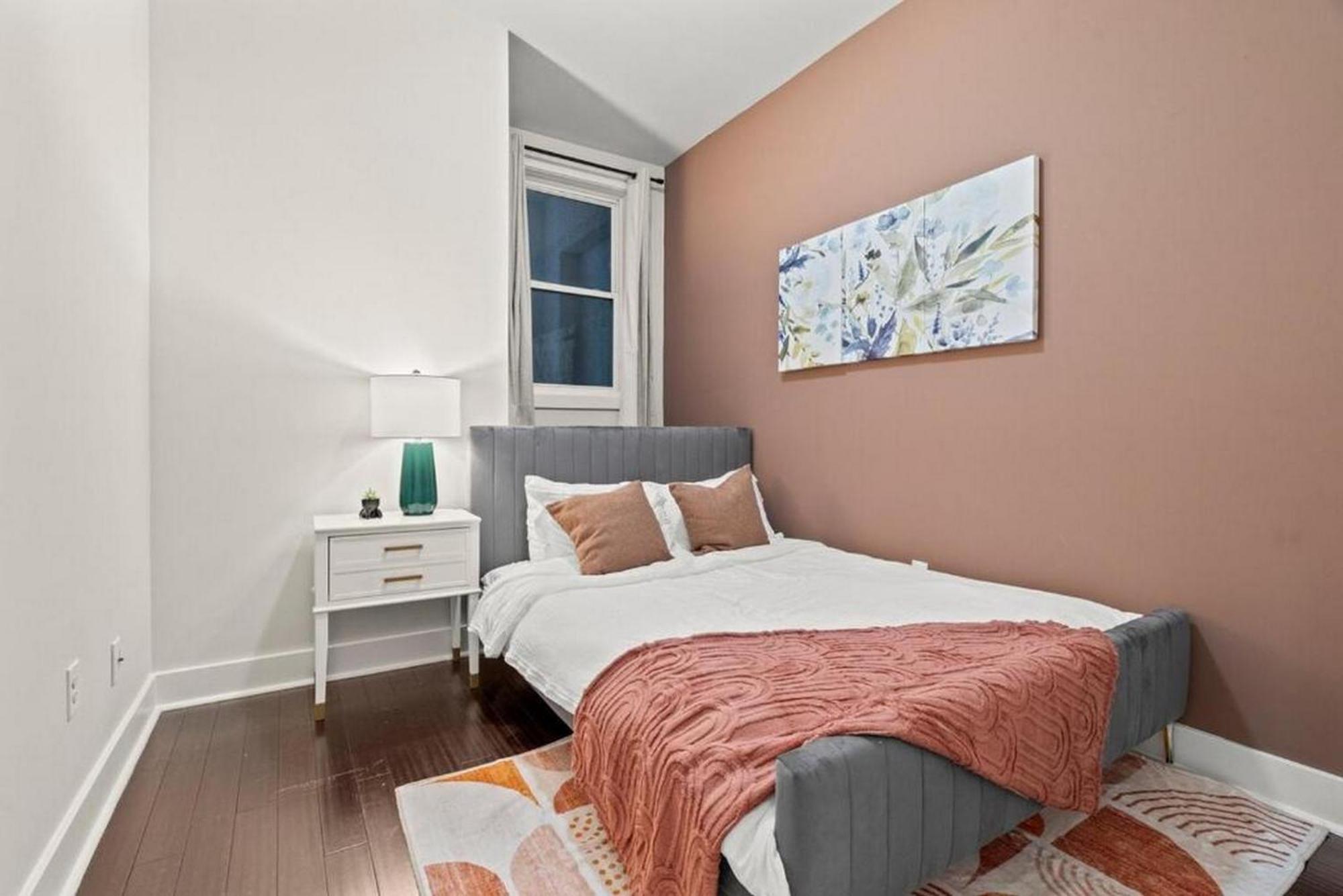 Apartment 3br Near Metro - Walk To Met - Free Parking - Terrace - 8 Pp Philadelphia